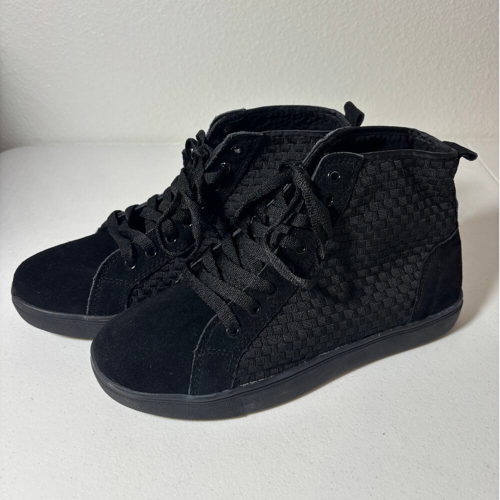 Bernie Mev NWOT Size 9 (EU 40) Black Classic Lace-Up Mid/High-Top Sneakers